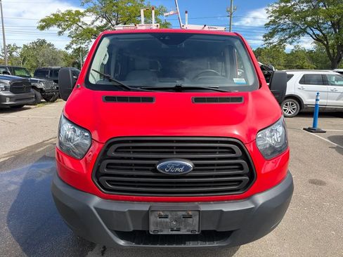 Used 2019 Ford Transit 150 XL RWD image 2
