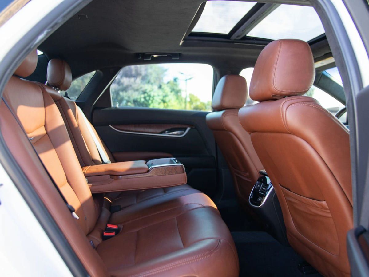Used 2015 Cadillac XTS Luxury w/ Driver Awareness Package FWD image 24