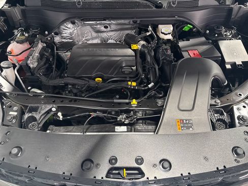New 2026 Chevrolet Trax RS w/ Sunroof Package FWD image 45