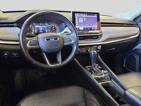 Used 2022 Jeep Compass Latitude image 20