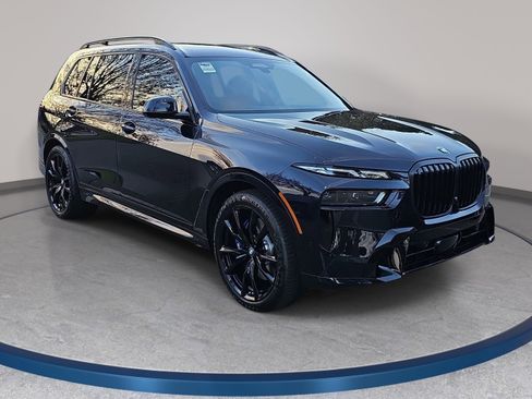 New 2026 BMW X7 xDrive40i image 3