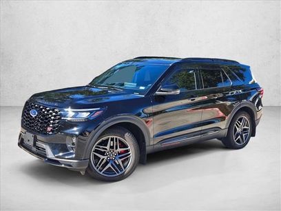 Used 2025 Ford Explorer ST