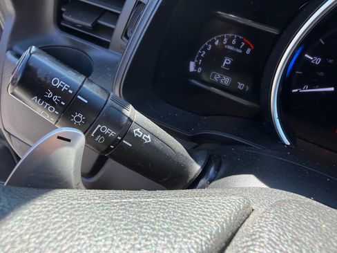 Used 2019 Honda Fit EX image 28