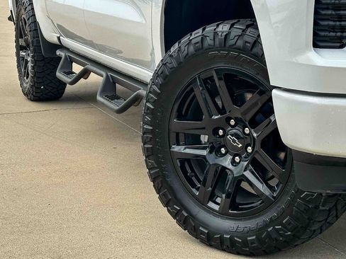 Used 2024 Chevrolet Silverado 1500 RST w/ Texas Edition Plus AWD/4WD image 9