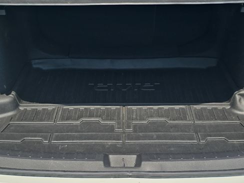 Certified 2024 Honda Civic Touring image 12