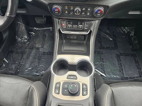 Used 2020 GMC Terrain Denali image 11