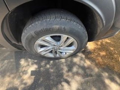 Used 2025 Buick Envista Preferred image 11