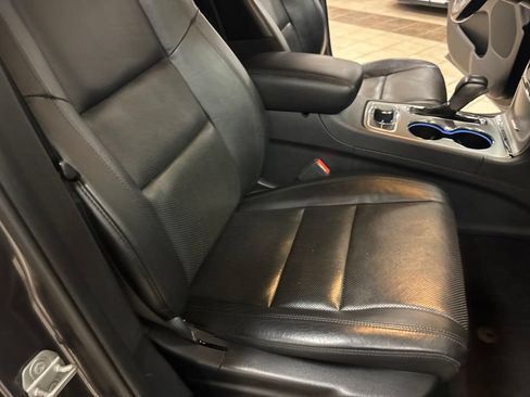 Used 2019 Jeep Grand Cherokee Limited w/ Luxury Group II AWD/4WD image 38