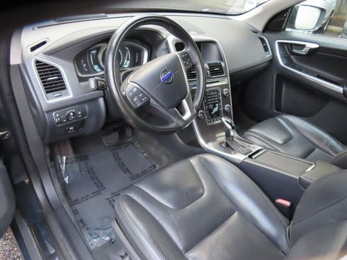 Used 2014 Volvo XC60 3.2 AWD/4WD image 5