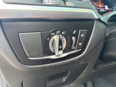 Used 2022 BMW X4 xDrive30i w/ Convenience Package image 29