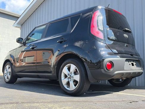 Used 2019 Kia Soul FWD image 11