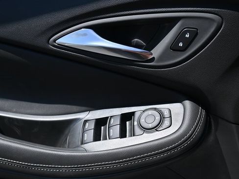 Used 2024 Buick Encore GX Preferred image 17