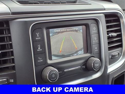 Used 2024 RAM 1500 Classic SLT image 9