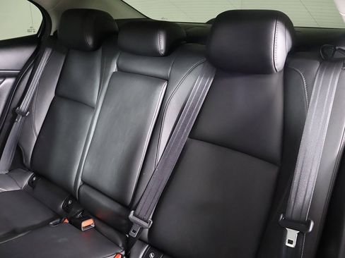 Used 2021 MAZDA MAZDA3 s image 30