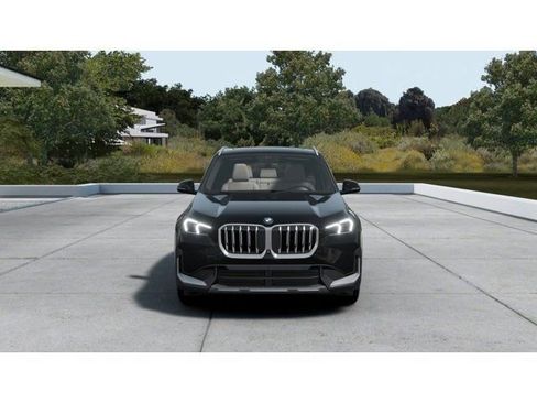 New 2026 BMW X1 xDrive28i w/ Convenience Package image 3
