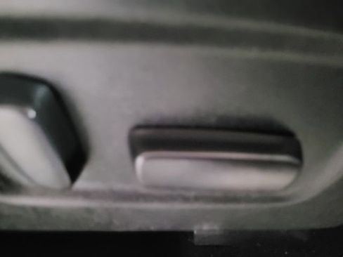 Used 2018 Toyota Highlander XLE image 57