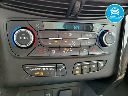 Used 2019 Ford Escape Titanium image 30