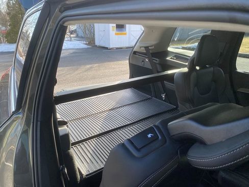 Used 2022 Volvo XC90 T6 Inscription w/ Advanced Package image 27