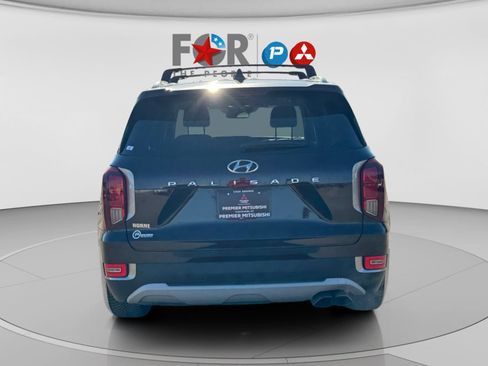 Used 2021 Hyundai Palisade SEL w/ Premium Package image 4