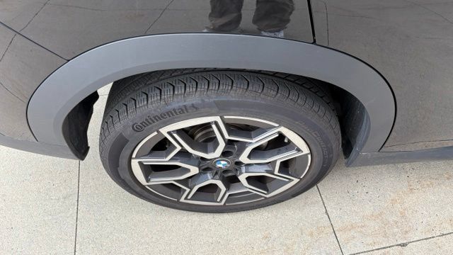 Used 2026 BMW X2 xDrive28i AWD/4WD image 10