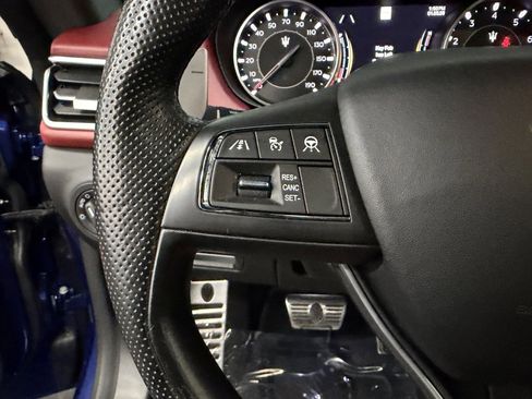 Used 2021 Maserati Ghibli S GranSport image 27