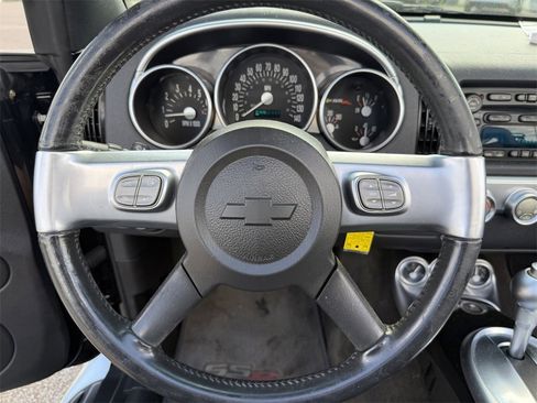 Used 2005 Chevrolet SSR w/ Preferred Equipment Group image 17