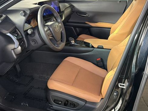 Certified 2025 Lexus UX 300h AWD w/ Accessory Package (Z2) image 21