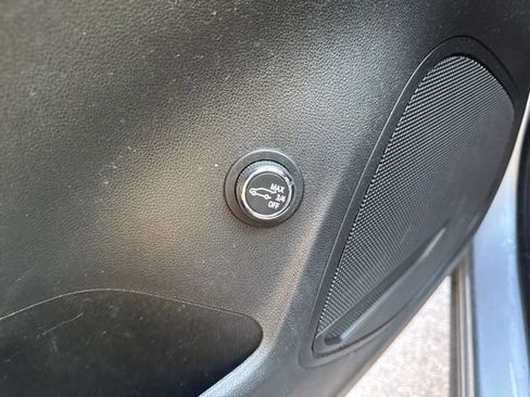 Used 2023 Buick Envision Preferred w/ Sport Touring Package image 5