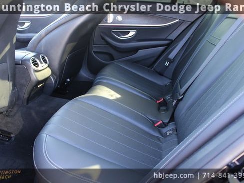 Used 2020 Mercedes-Benz E 450 E 450 image 40