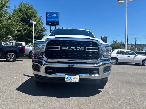 Used 2024 RAM 3500 SLT w/ Quick Order Package 2YG SLT AWD/4WD image 8