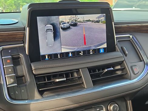 Used 2021 Chevrolet Tahoe High Country RWD image 36