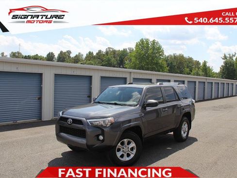 Used 2019 Toyota 4Runner SR5 AWD/4WD image 1