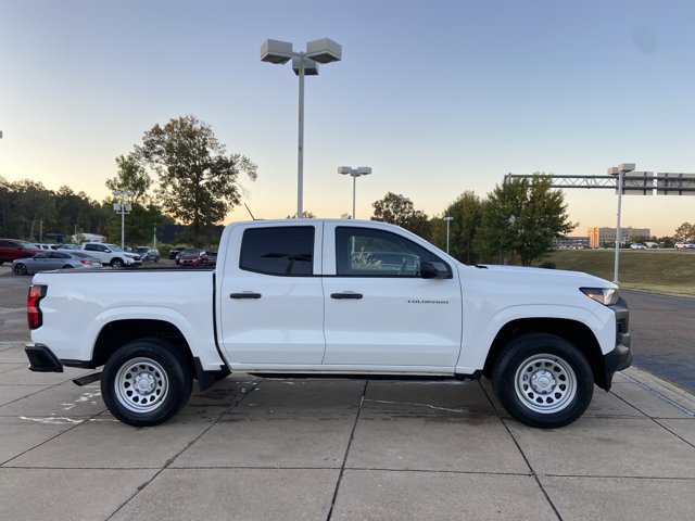 Used 2024 Chevrolet Colorado W/T RWD image 13