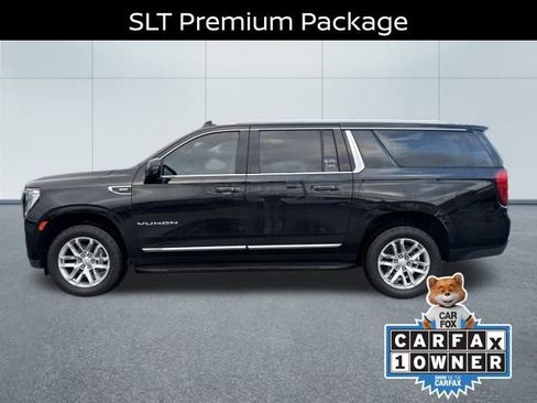 Used 2022 GMC Yukon XL SLT w/ SLT Premium Package image 5
