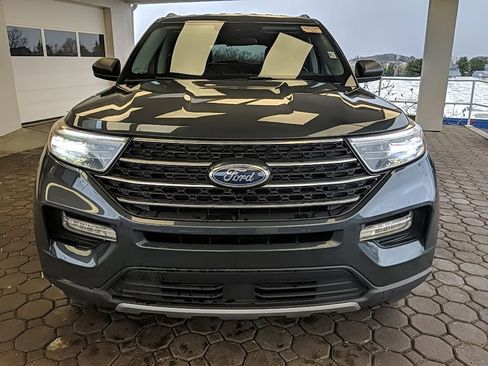 Used 2023 Ford Explorer XLT w/ Equipment Group 202A image 2