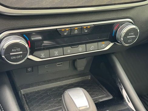 Certified 2024 Nissan Altima 2.5 SL image 25