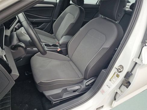 Used 2025 Volkswagen Jetta Sport FWD image 6