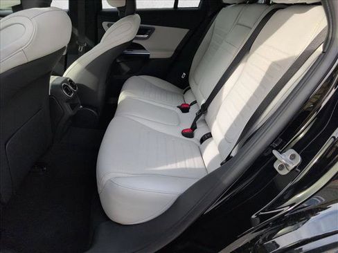 New 2026 Mercedes-Benz GLC 300 4MATIC image 16