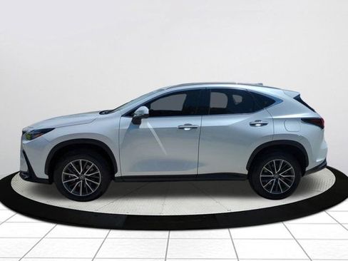 Used 2023 Lexus NX 250 FWD w/ Towing Package (2000 Lbs) image 7