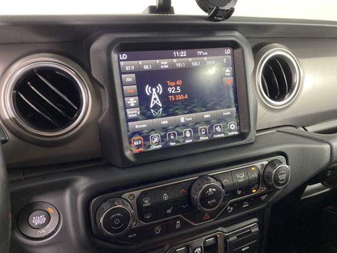 Used 2020 Jeep Gladiator Rubicon AWD/4WD image 27