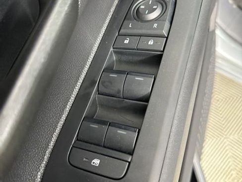 Used 2026 Toyota Tacoma SR RWD image 24
