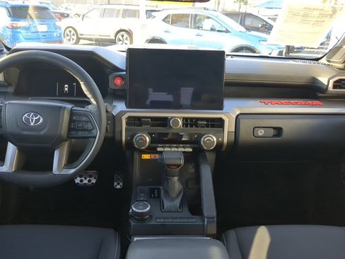 Used 2024 Toyota Tacoma TRD Sport image 13