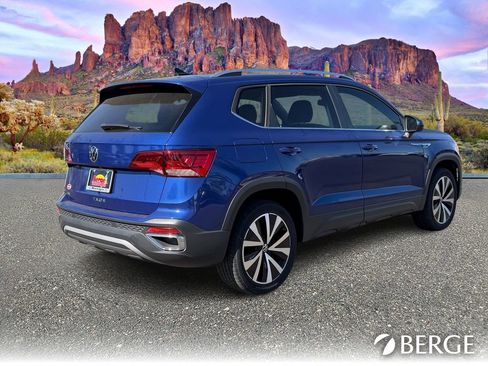 Used 2022 Volkswagen Taos SE image 8