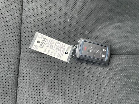 New 2025 Jeep Grand Cherokee L Altitude image 17