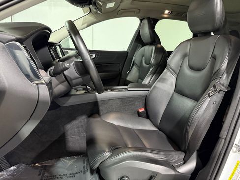 Used 2019 Volvo XC60 T5 Inscription w/ Protection Package Premier image 5