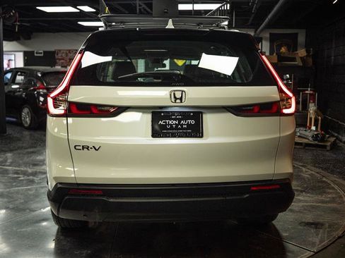 Used 2024 Honda CR-V LX image 6