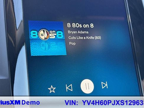 Used 2025 Volvo XC90 T8 Core w/ Protection Package Premier image 29