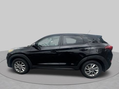 Used 2017 Hyundai Tucson SE w/ Cargo Package FWD image 9