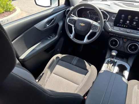 Used 2024 Chevrolet Blazer LT w/ Convenience Package FWD image 12