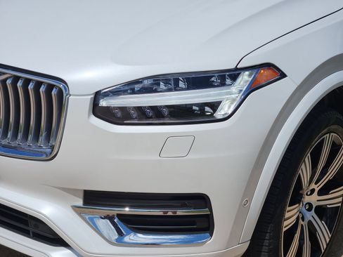 Used 2023 Volvo XC90 B6 Ultimate w/ Protection Package Premier AWD/4WD image 9